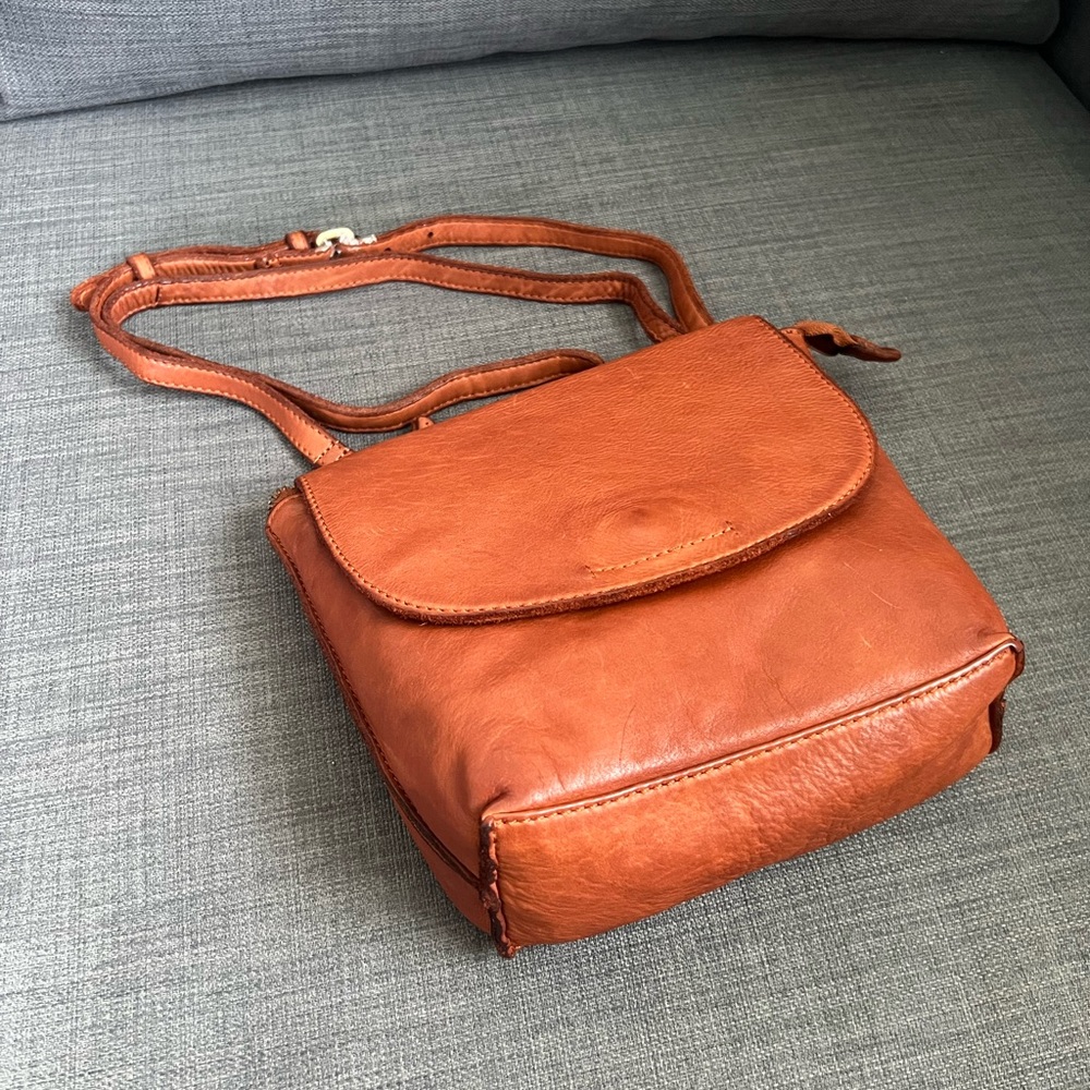 NWT MARTA PONTI LEATHER SMALL CROSSBODY SHOULDER BAG PURSE - Picture 9 of 16